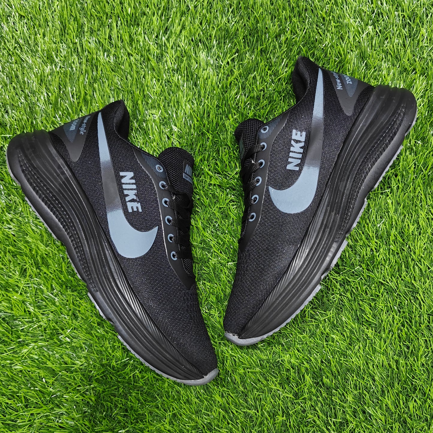 Zoom 15 Full Black