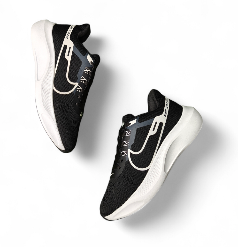 Nike Zoom 8 Black White