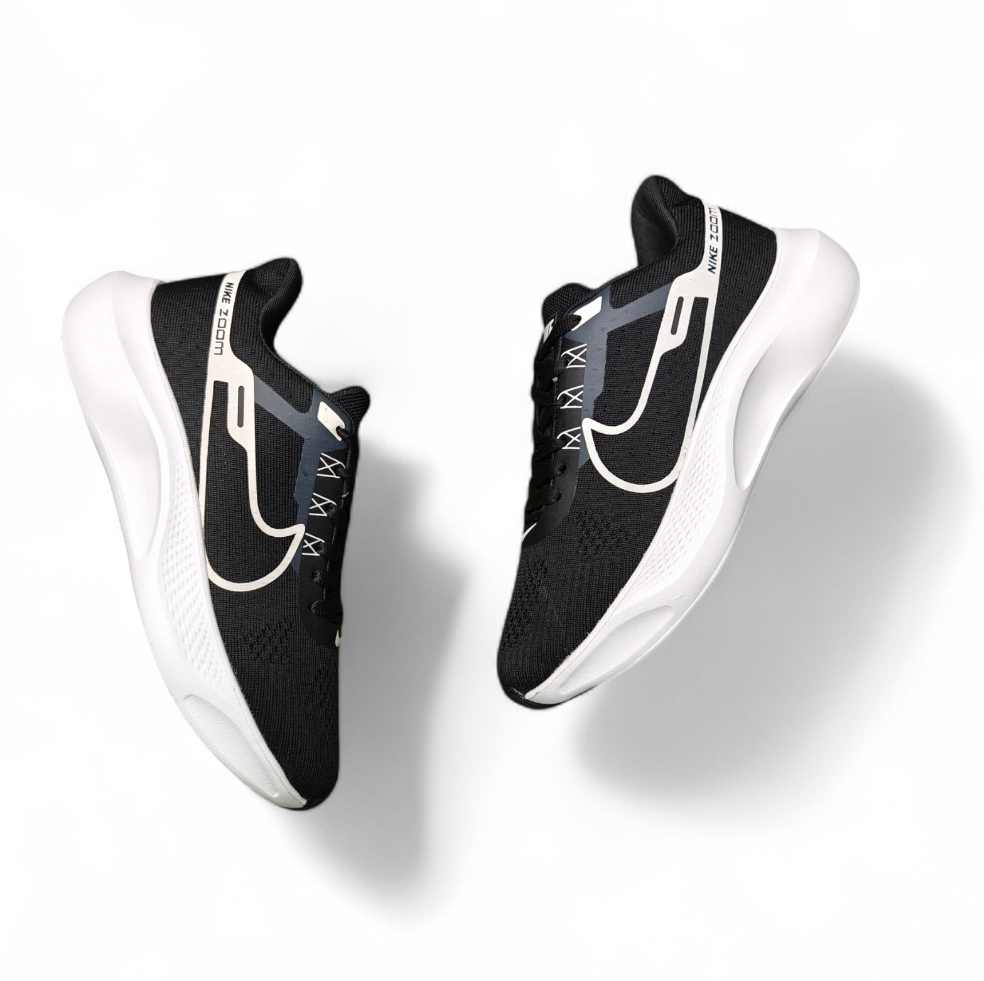 Nike Zoom 8 Black White