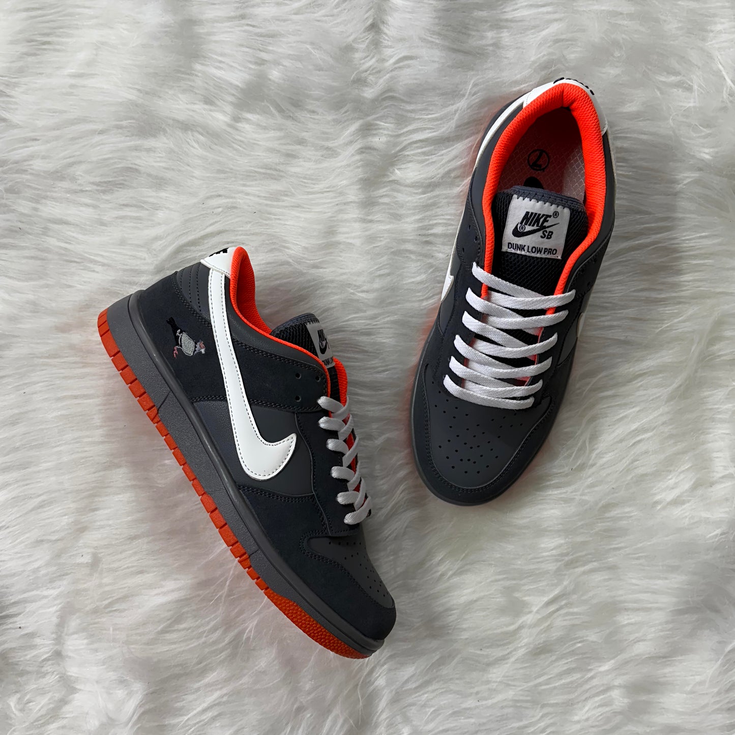Dunk Low Pigeon Grey