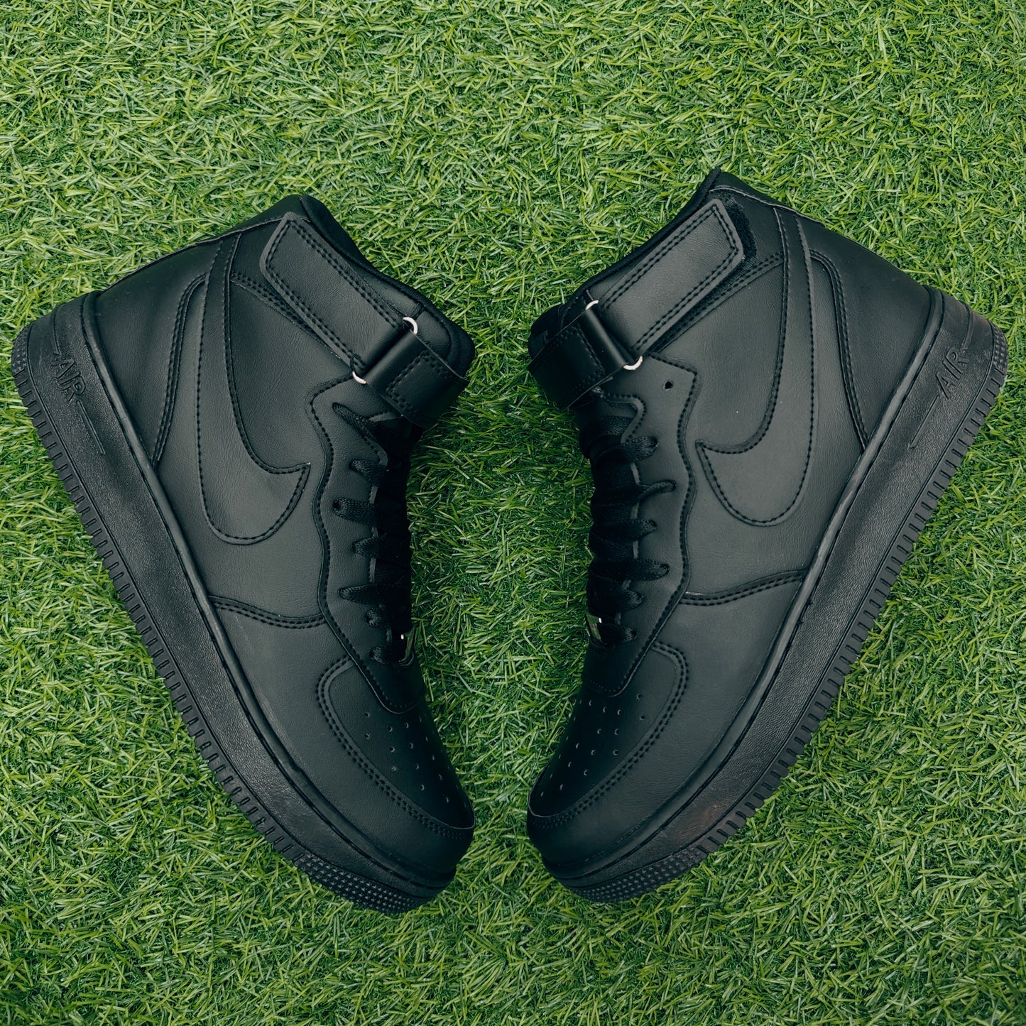 AF Mid Full Black