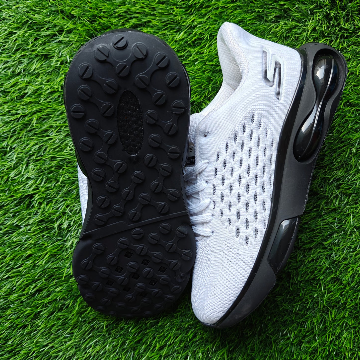 S-1111 Tube White (Soft Insole)