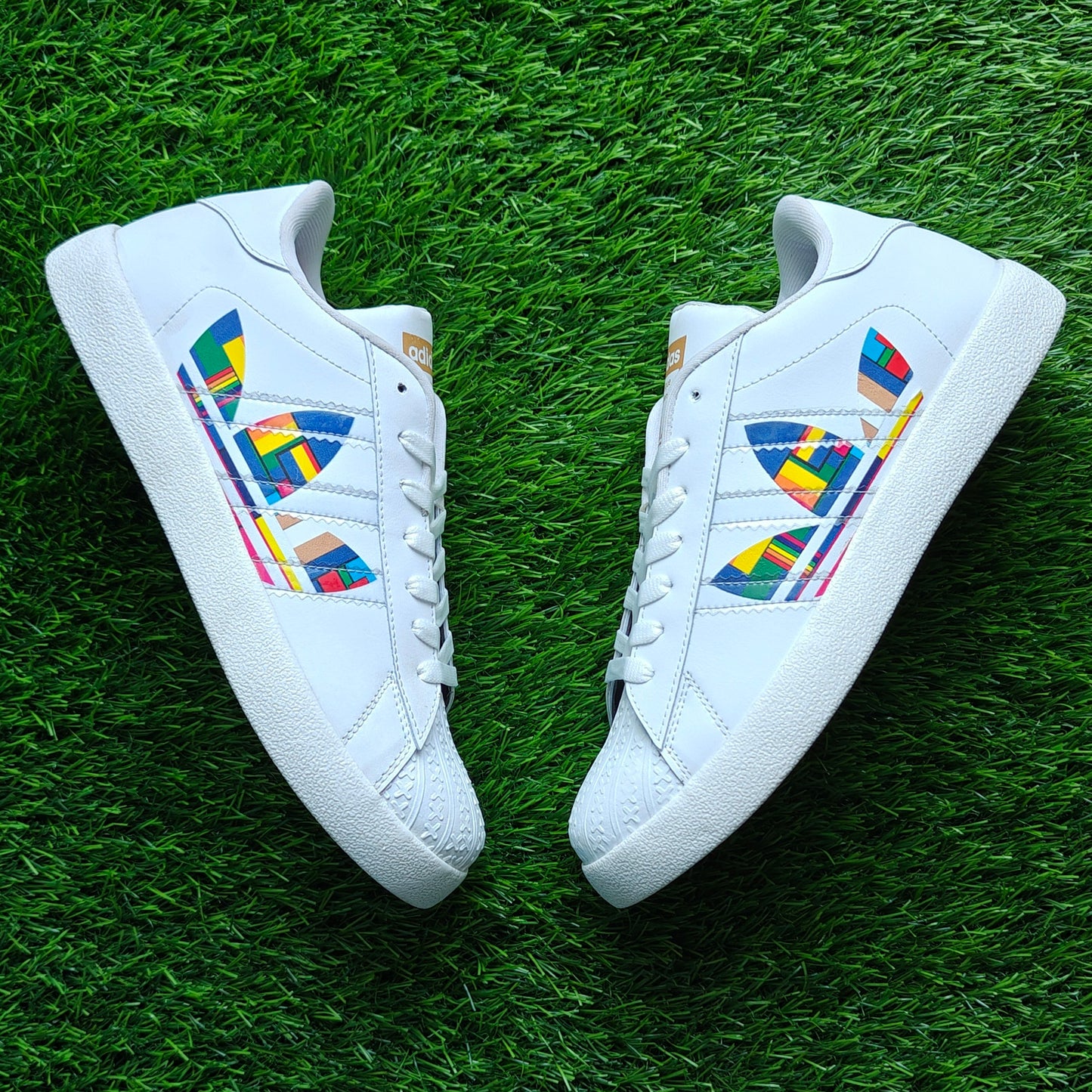 Superstar Flower White