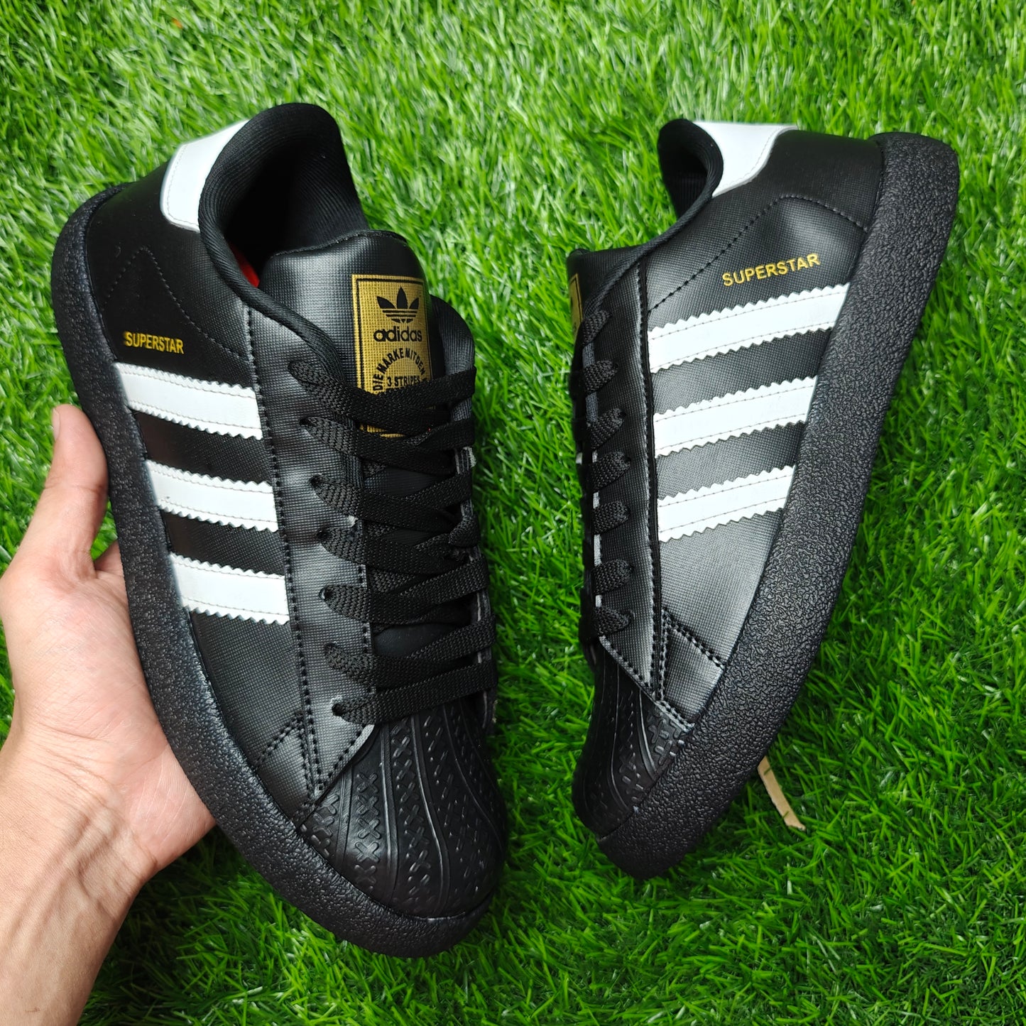 Superstar Black/White