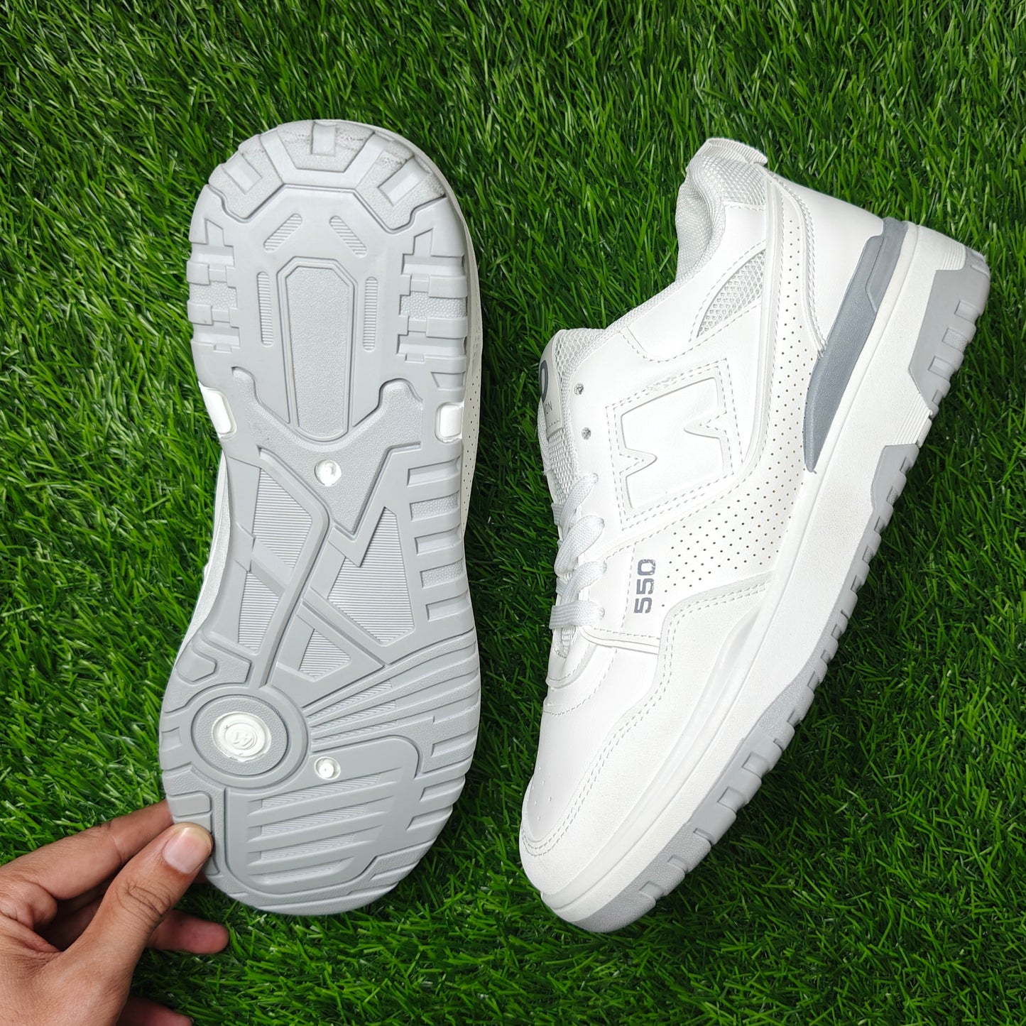 NB RD 550 Full White