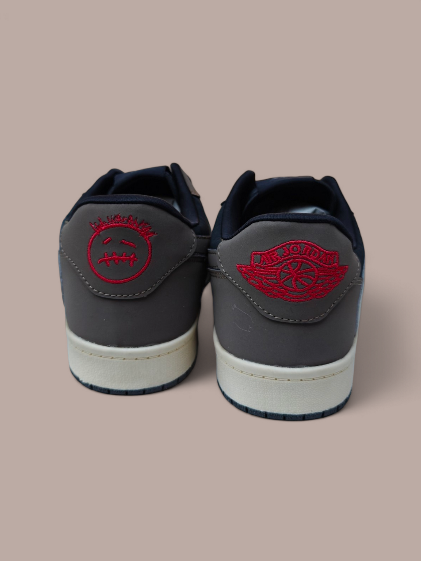 Travis Scott Mocha