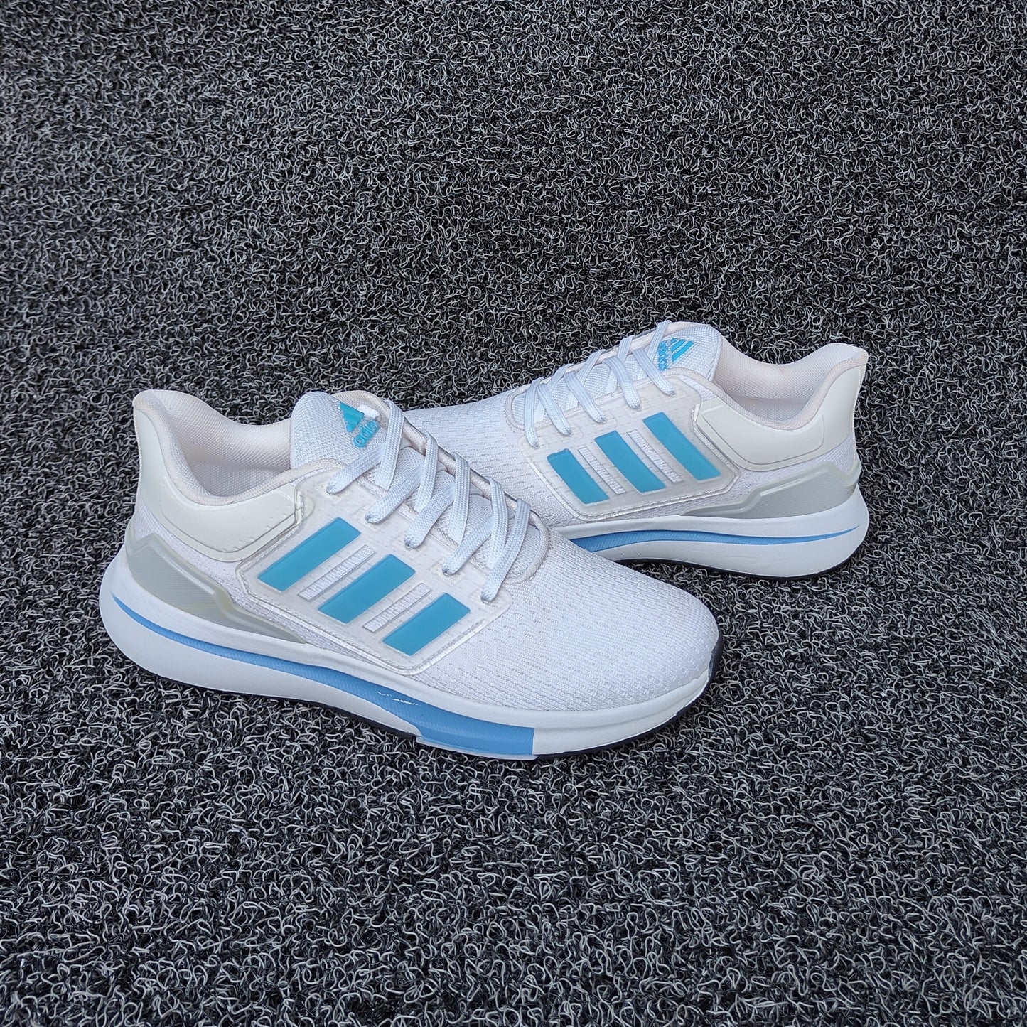 EQ21 Run Shoes White Sky