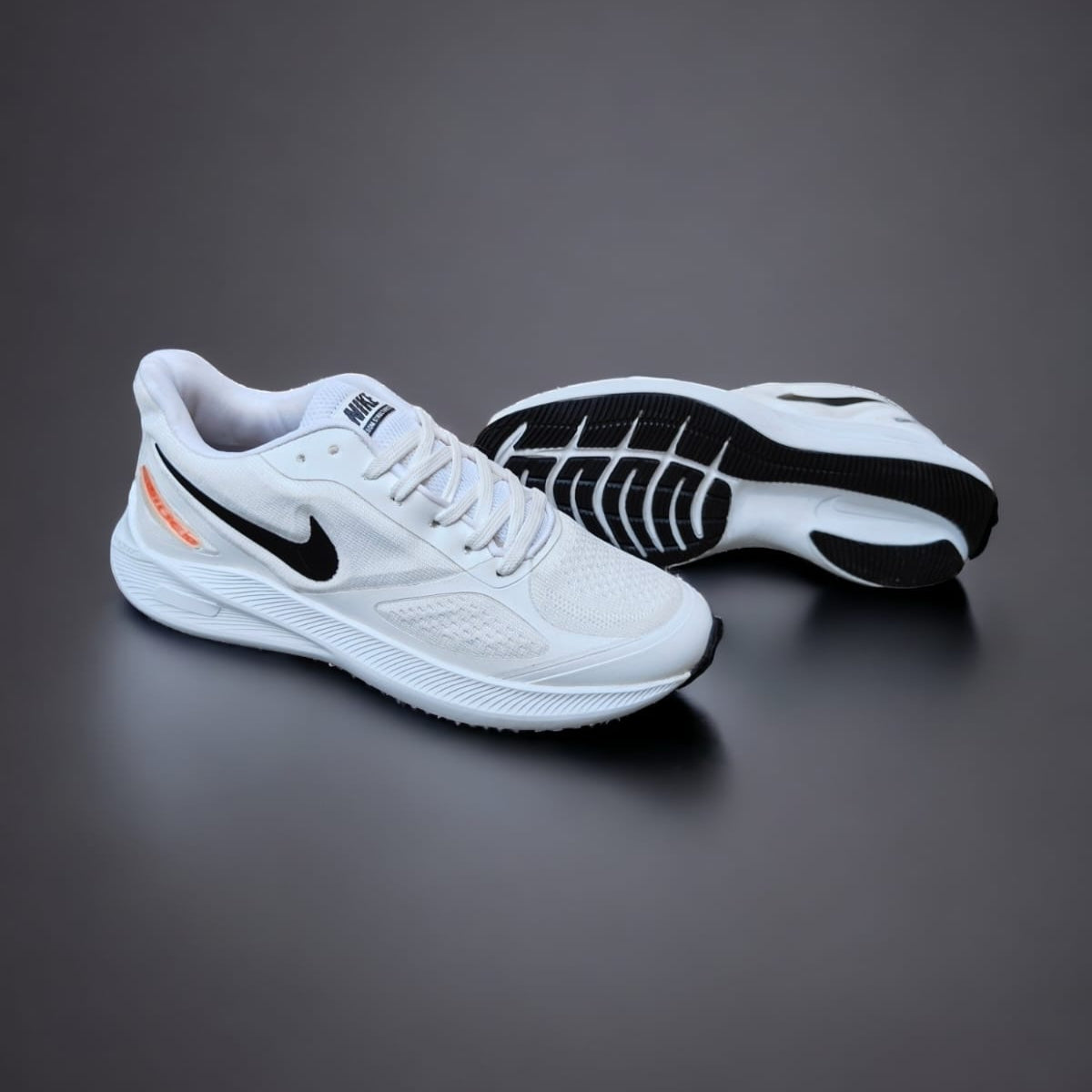 Guide 10 Off-White