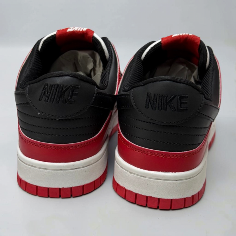 Dunk Low Chicago Red