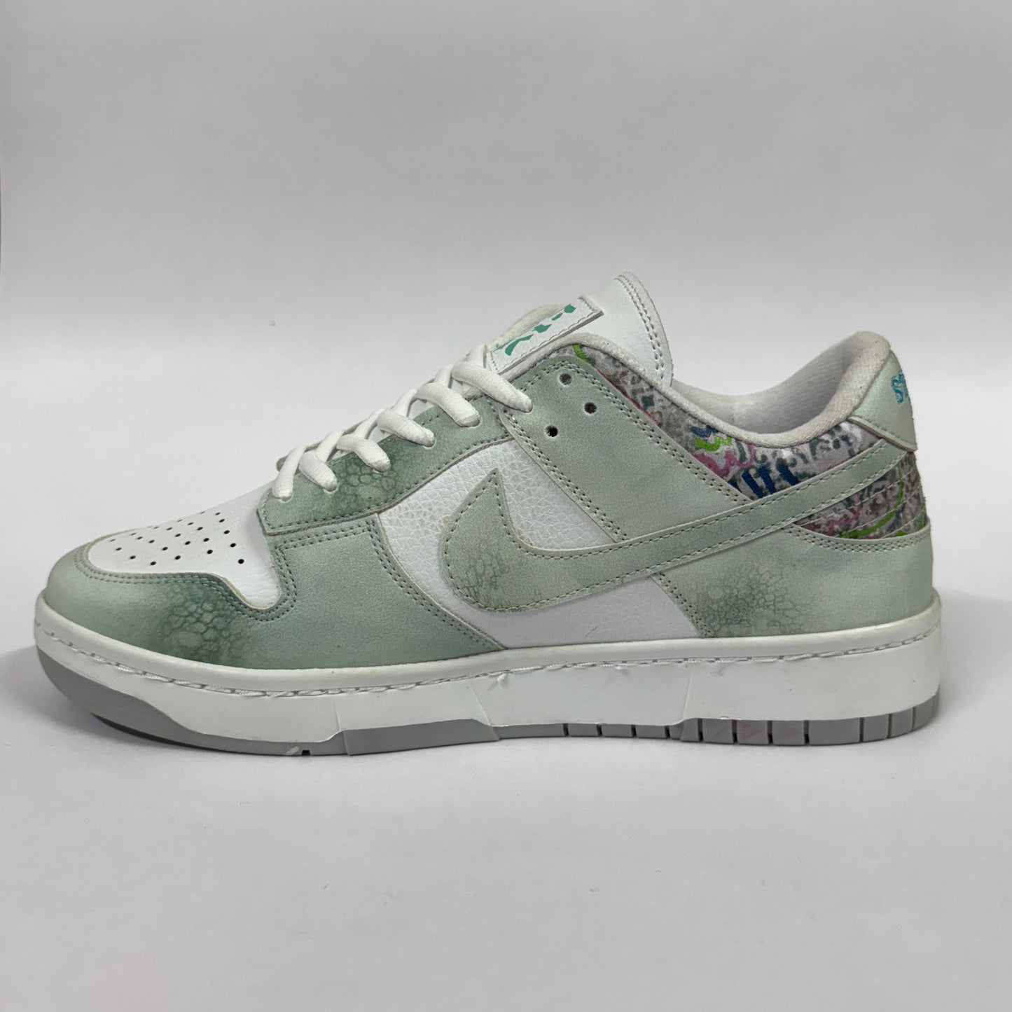 Dunk Low Year Of The Dragon