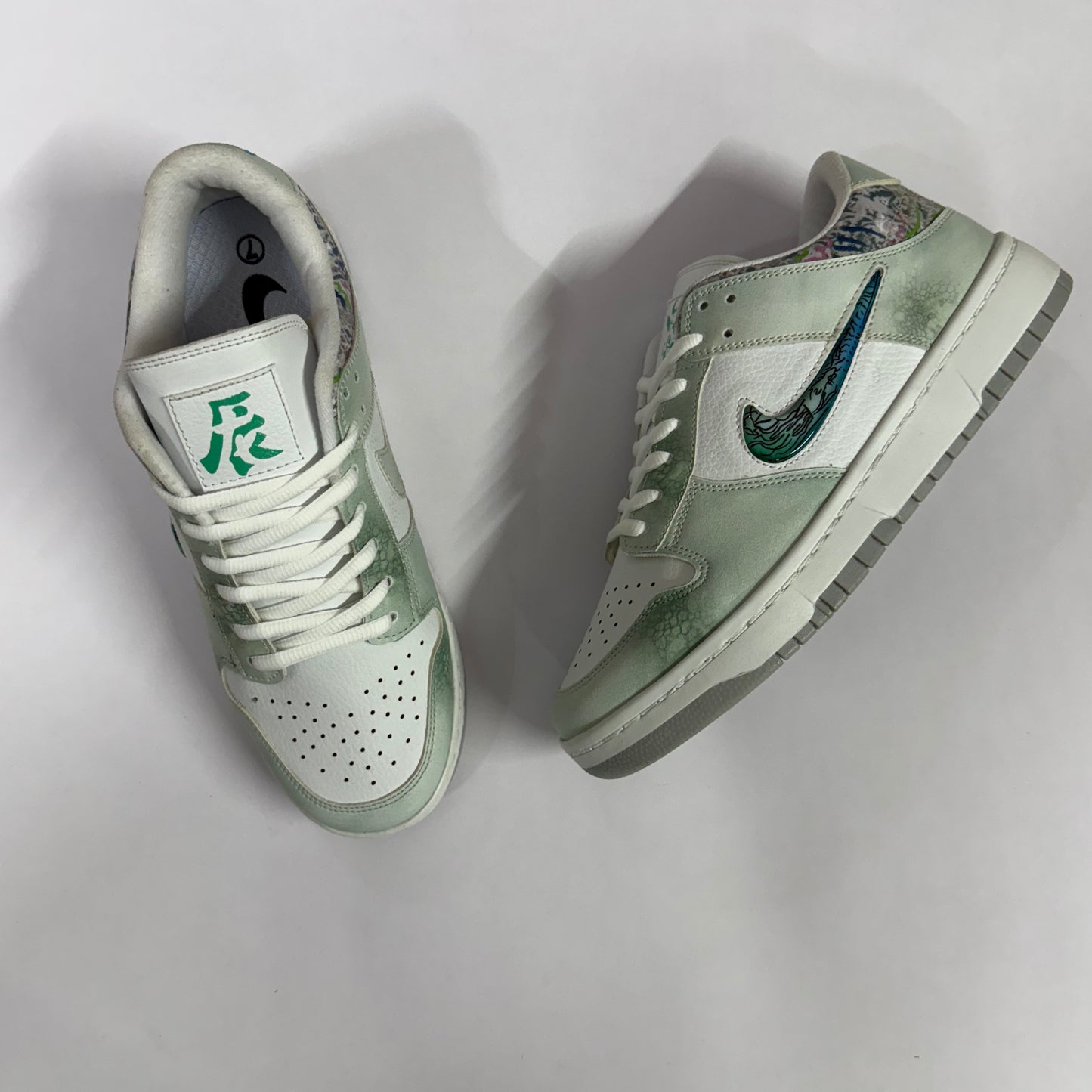 Dunk Low Year Of The Dragon