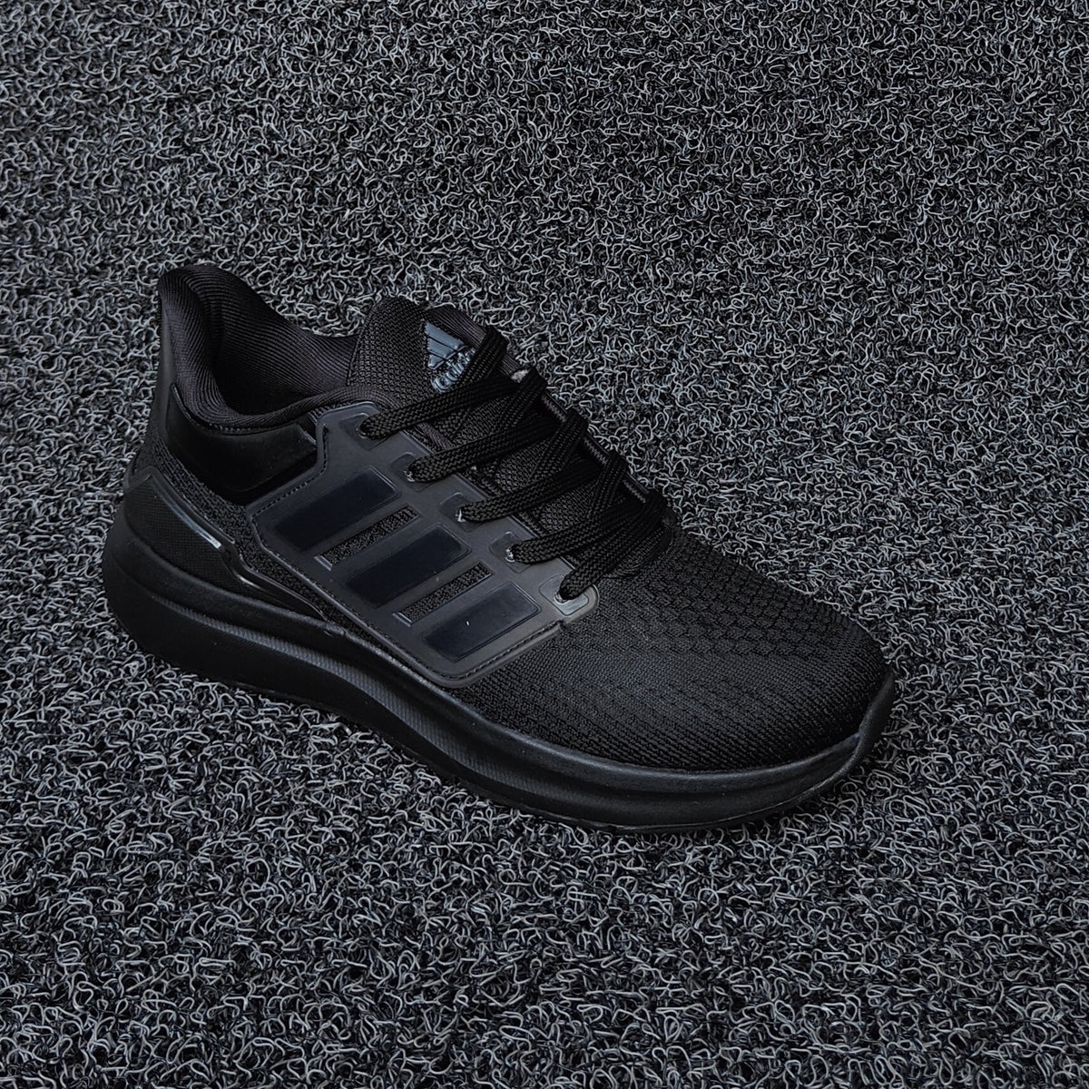 EQ21 Run Shoes Full/Black