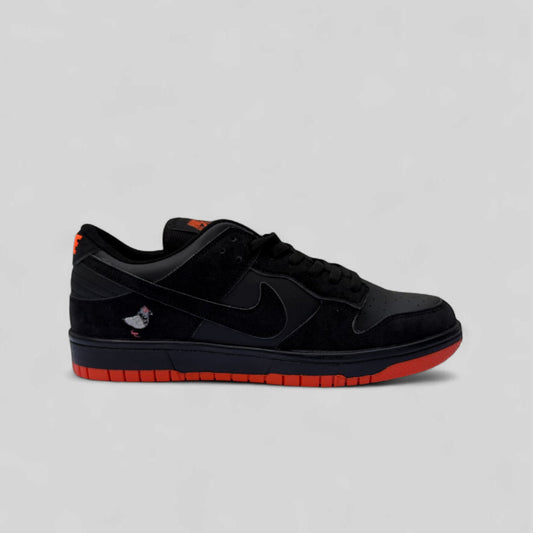 Dunk Low Pigeon Black