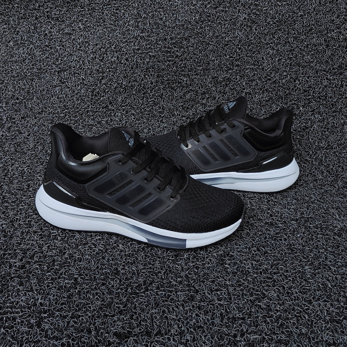 EQ21 Run Shoes Black White