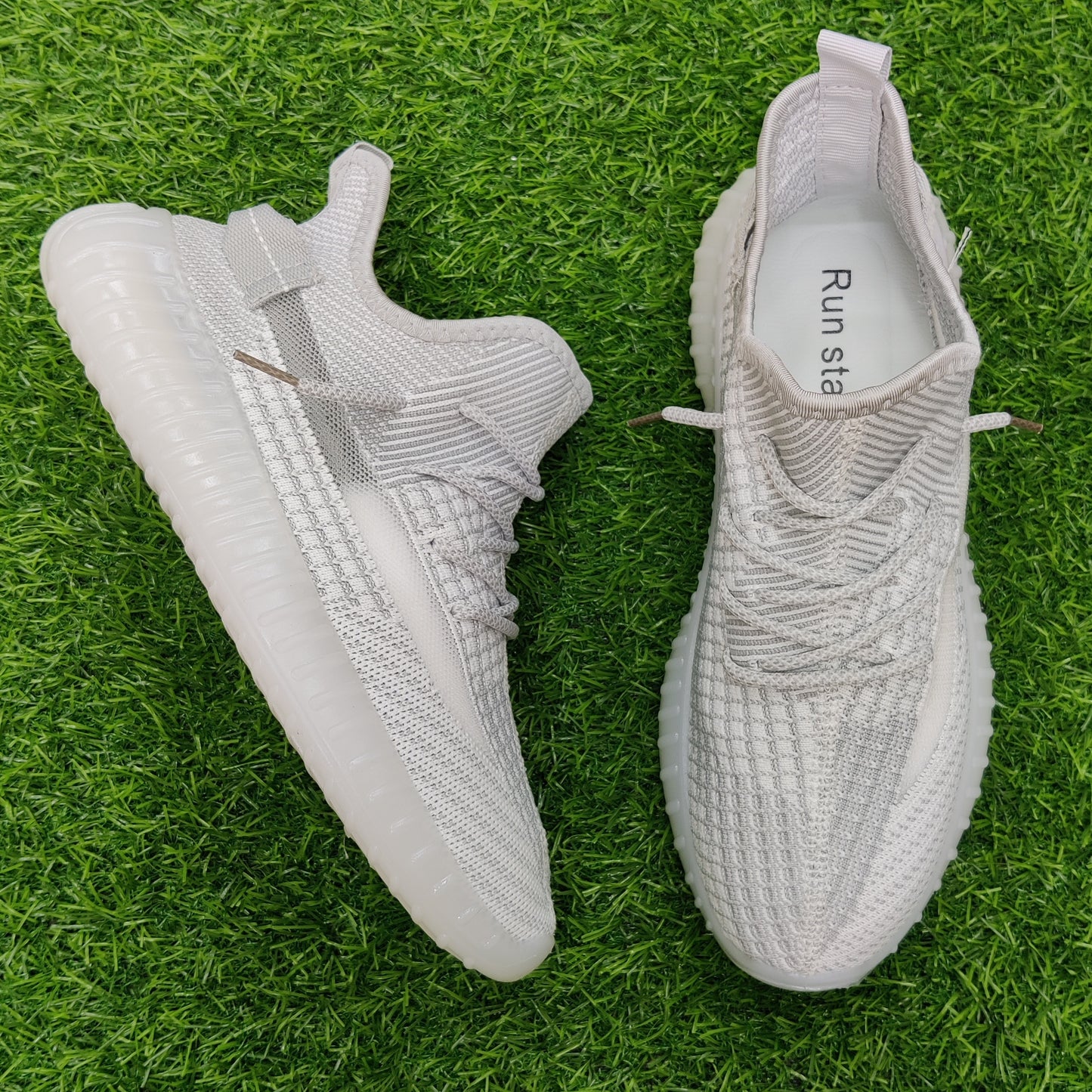 Yezzy Grey White