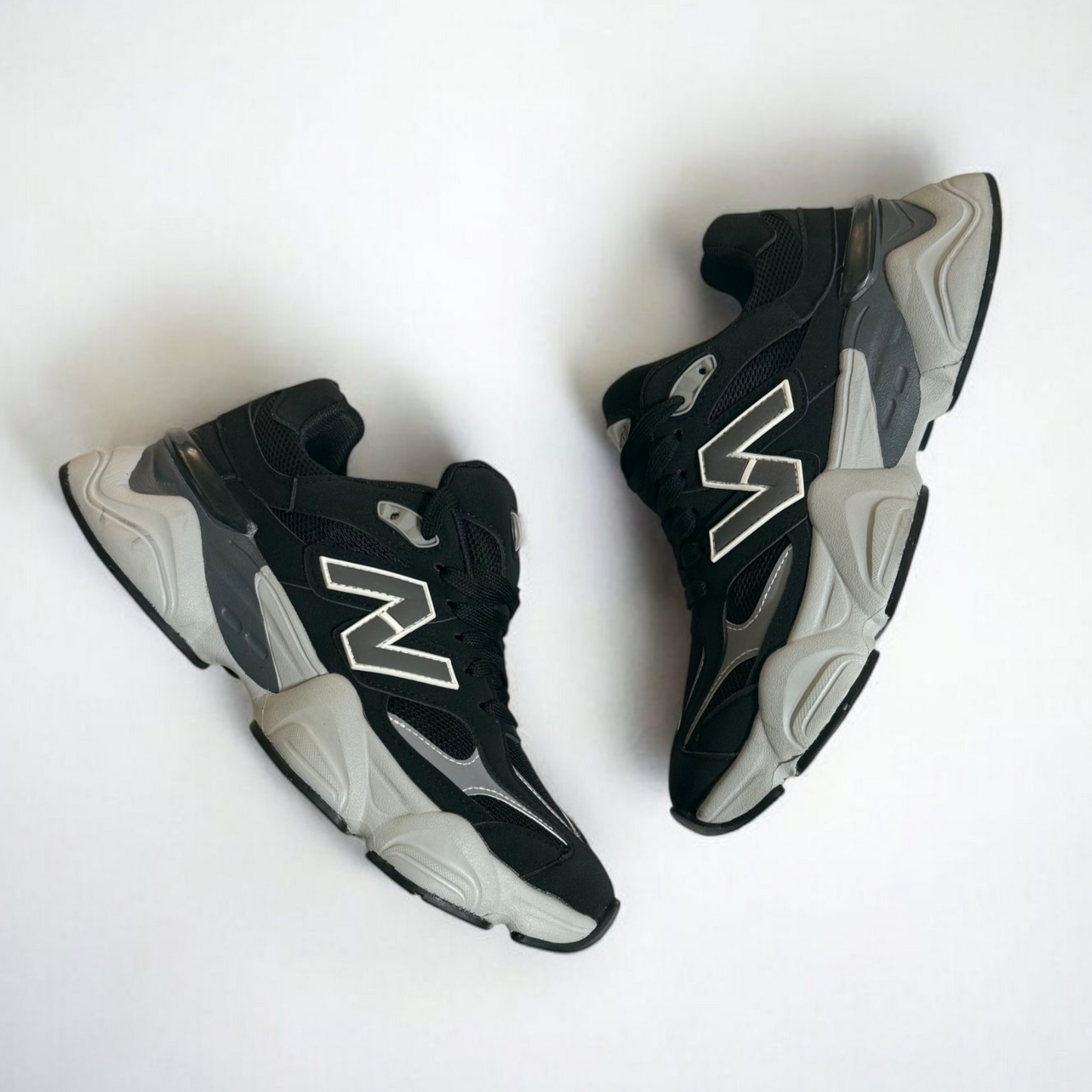9060 Black Grey