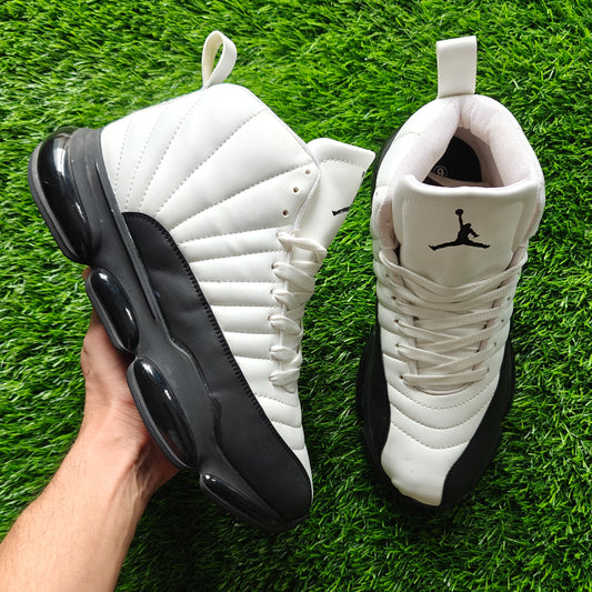 J 12 White/Black Tube