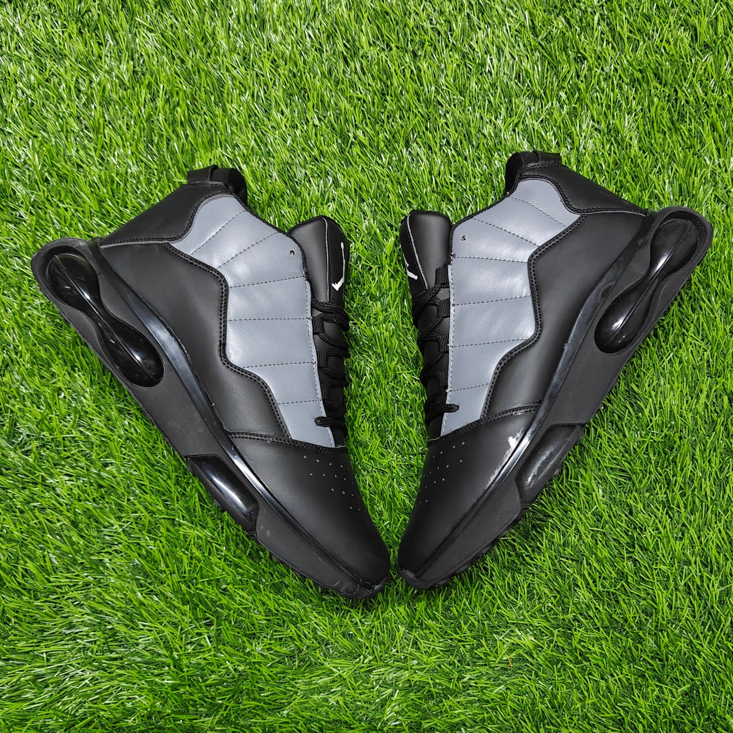 J 12 Grey/Black Tube