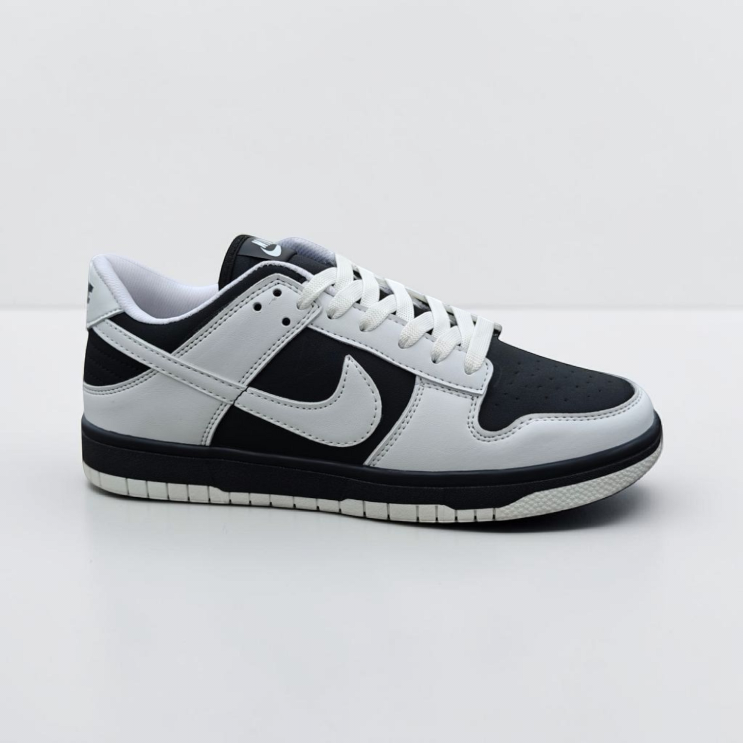 Dunk Low Reverse Panda