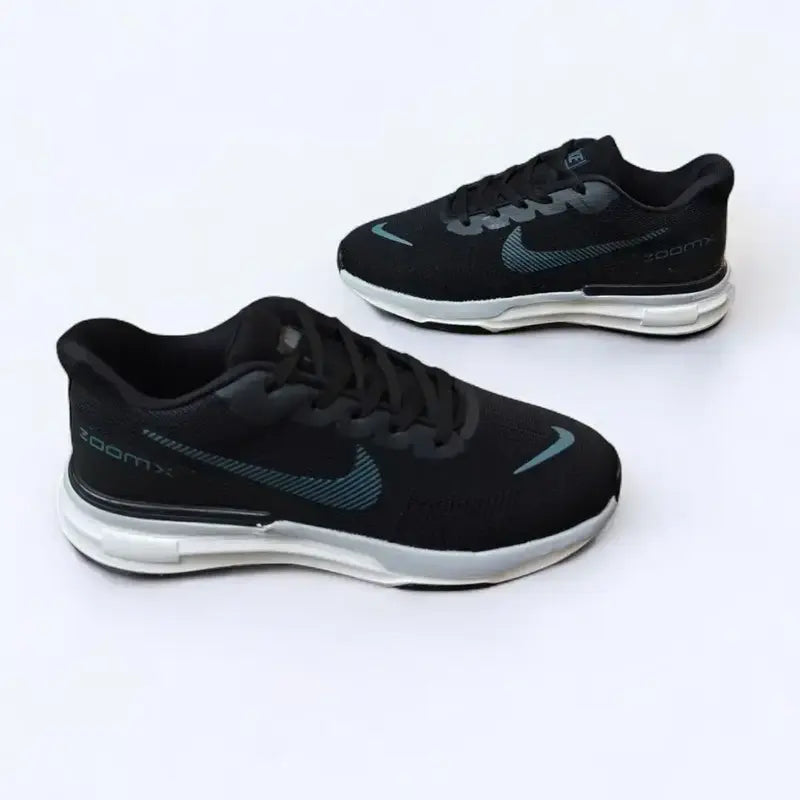 ZoomX Invincible Black