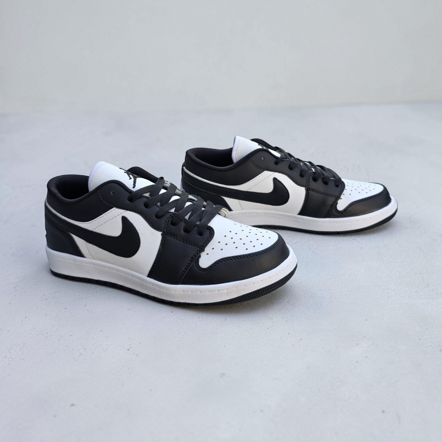 Jordan 1 Low Panda